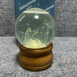 Roman Inc Glitterdome Fontanini Figure Nativity Wood Christmas Lited Holy Family